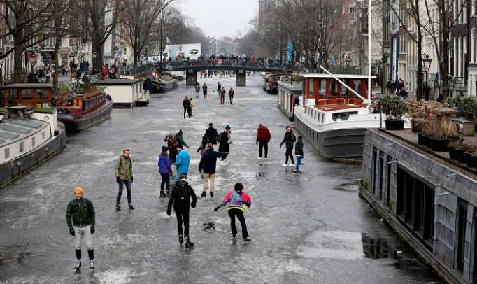 Patinaje sobre hielo en Ámsterdam