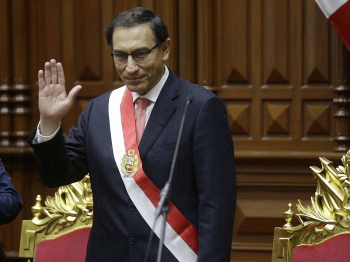 Martin Vizcarra sworn in as Peru