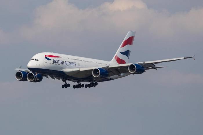Smoke-filled British Airways plane makes emergency landing in Valencia