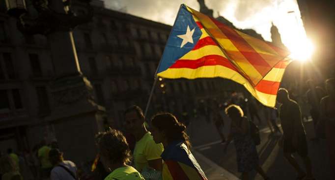 Vetan la entrada de una bandera independentista catalana en un estadio de Francia