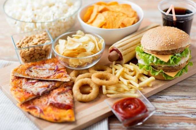 Science décalée : les supporters déçus mangent plus gras