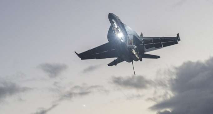 Mueren los dos pilotos del F/A-18 estrellado en Florida, EEUU