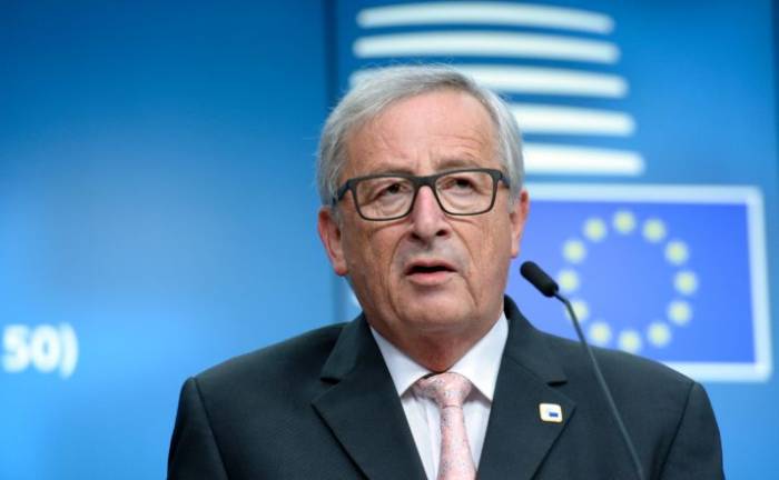 Brexit: le retrait doit avoir lieu avant le 23 mai (Juncker)