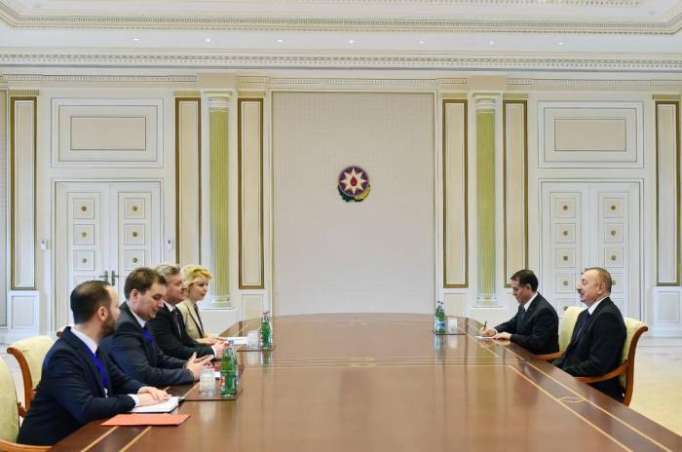 President Ilham Aliyev meets with Macedonian president - URGENT
