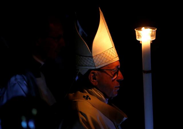 Pope baptizes Italy 