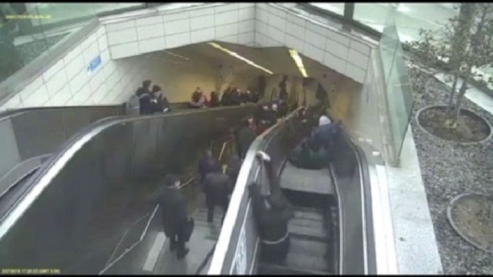 Turquie: Un usager du métro avalé par un escalator - VIDEO