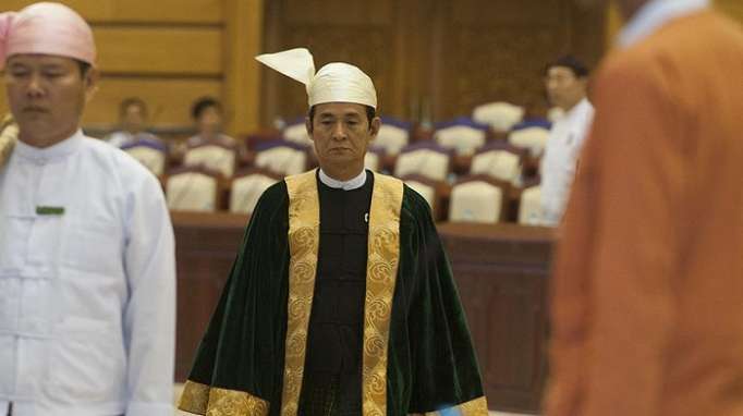Le nouveau président du Myanmar procède à un remaniement ministériel