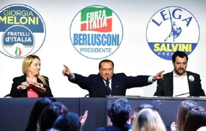 La coalition de Berlusconi affiche son unité