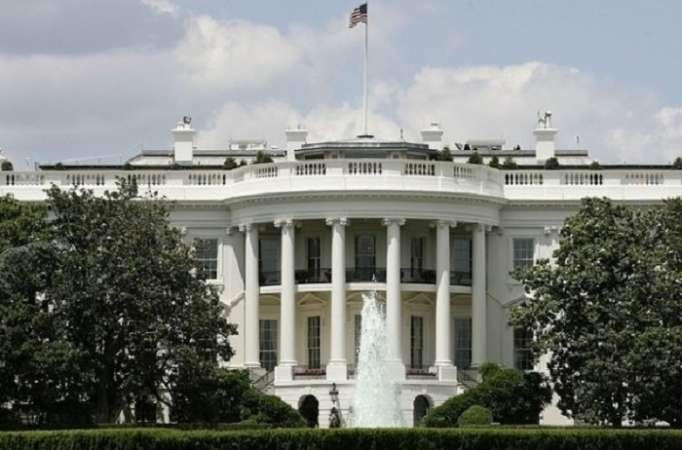La Maison Blanche confinée après des tirs