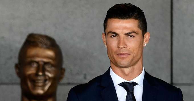 Une seconde chance pour le sculpteur de Ronaldo