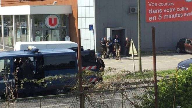 "مقتل شخص" في عملية احتجاز رهائن داخل متجر جنوبي فرنسا