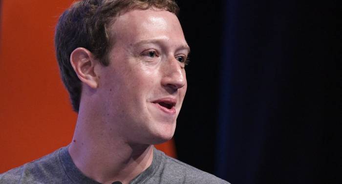 Creador de Facebook Zuckerberg testificará ante el Congreso
