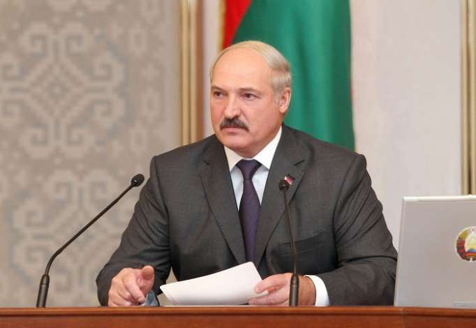 Alexander Lukashenko abordó las elecciones presidenciales en Azerbaiyán