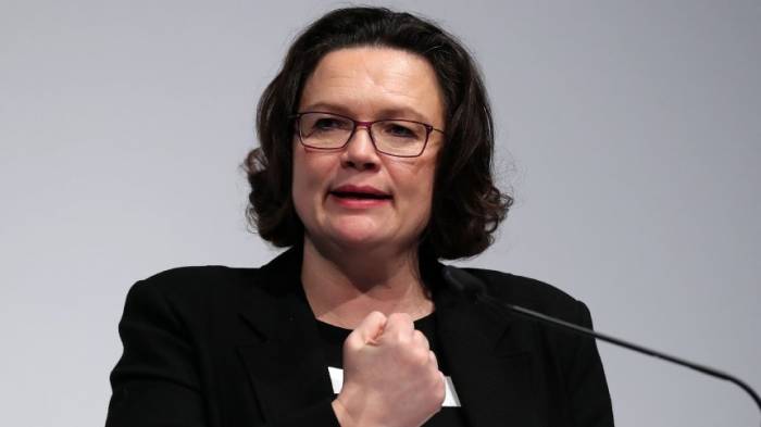 Nahles wirft Spahn und Seehofer "Eigenprofilierung" vor