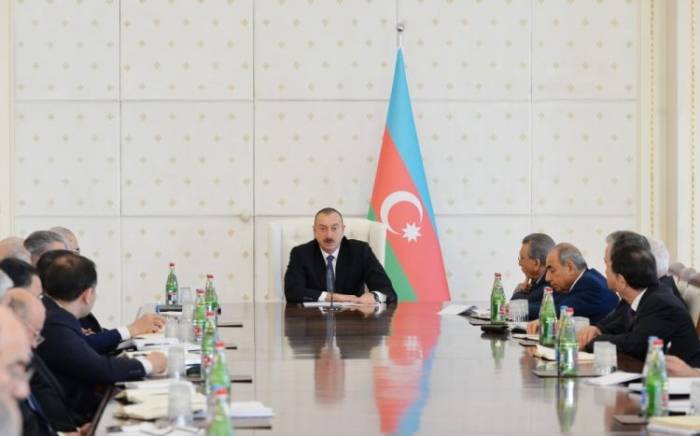Ilham Aliyev: Las reformas continuarán
