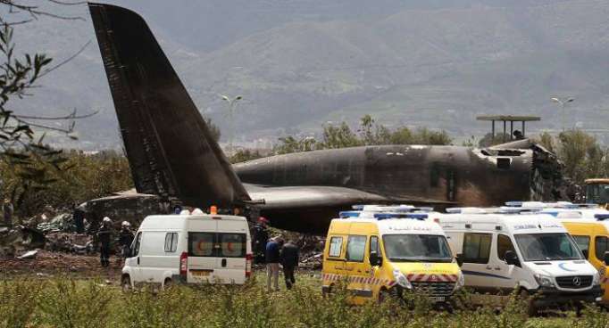 Flugzeugabsturz in Algerien: Leichen von mehr als 240 Menschen entdeckt - Medien