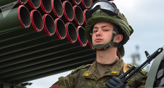 Neue russische Waffen in Sicht: Raketenpakete und Panzerbrecher mit Dreifachwirkung