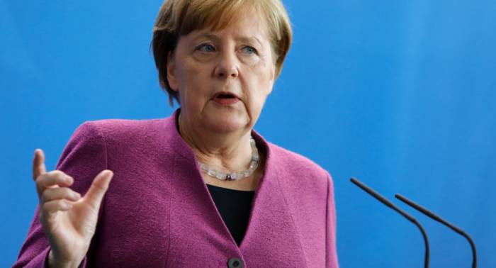 Merkel bedauert neue Formen des Antisemitismus durch Flüchtlinge