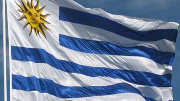 Se movilizan en Uruguay en reclamo de un mayor presupuesto