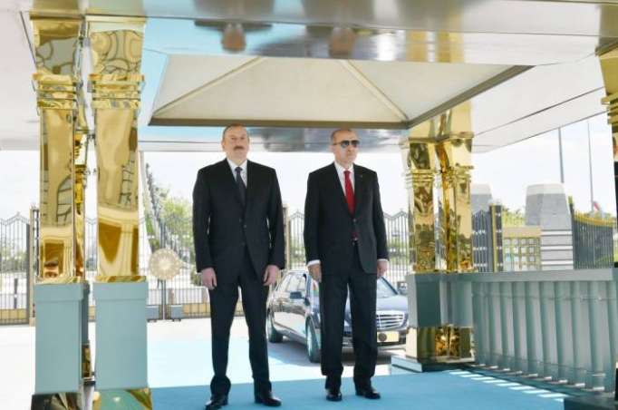 Ankara: la cérémonie d’accueil officiel du président azerbaïdjanais Ilham Aliyev - PHOTOS