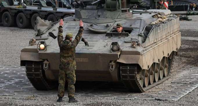 „Weltkriegsgefahr steigt und deutsche Truppen zielen auf Russland“ – Historiker warnt