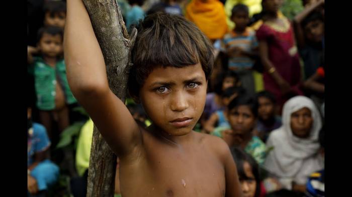 Delegación de la ONU visita campamento de rohingyas en Bangladés