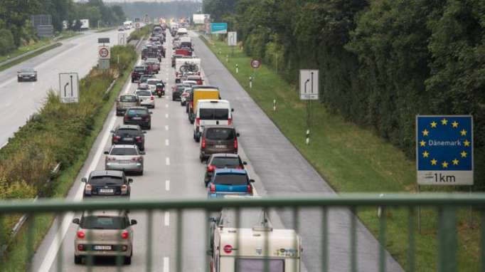 Kontrollen an dänisch-deutscher Grenze um sechs Monate verlängert