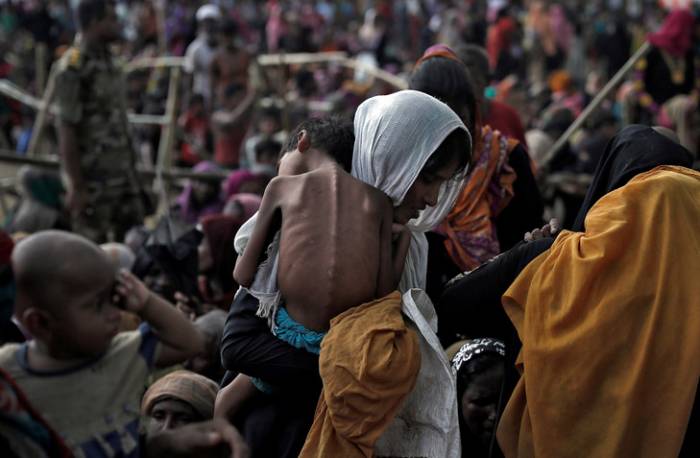 La pluie menace des milliers de Rohingyas