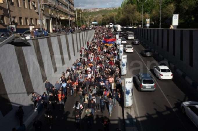 Arménie: manifestation contre l