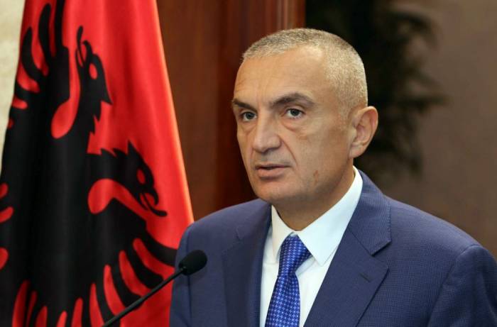 El presidente de Albania felicitó a Ilham Aliyev