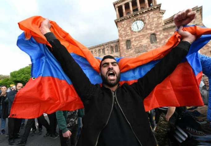 Arménie: la crise politique s