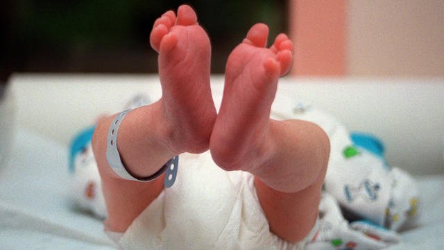 Un bébé naît 4 ans après la mort de ses parents