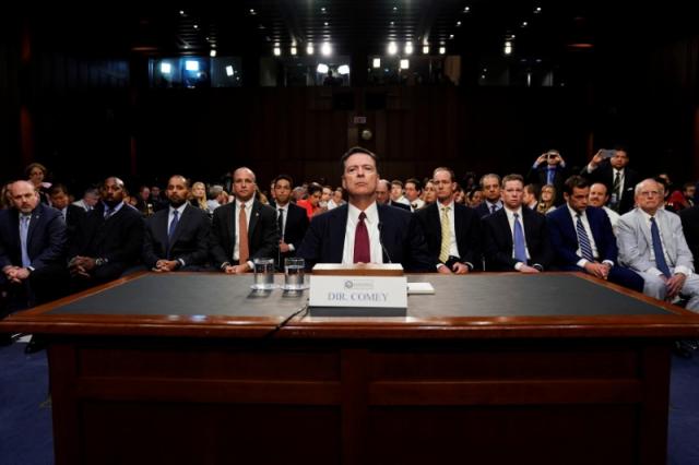 Trump, Republicans intensify attack on ex-FBI director Comey
 