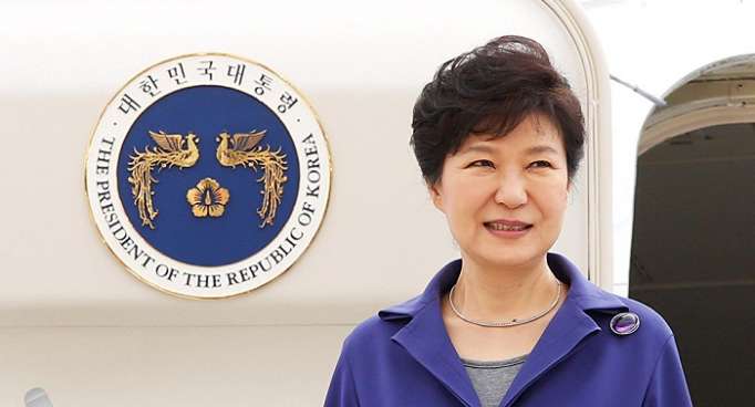 Expresidenta de Corea del Sur, sentenciada a 24 años de prisión