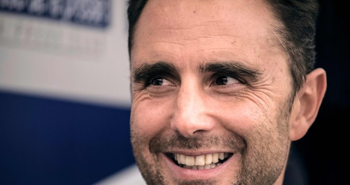 La Suisse demande l
