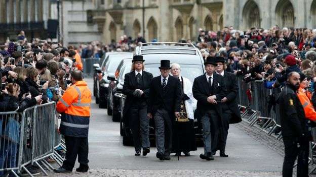 Stephen Hawking remembered by hundreds at Cambridge funeral - PHOTOS