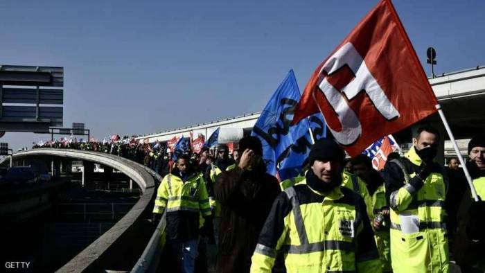 إضراب عمال "إيرفرانس" يلغي نحو ثلث رحلاتها