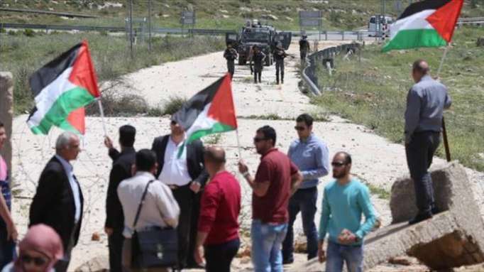 إصابة عشرات الفلسطينيين في مواجهات مع الجيش الإٍسرائيلي شرقي القدس