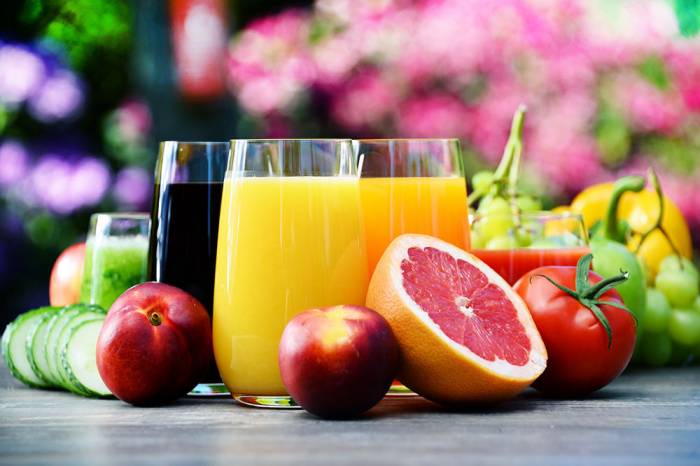 Fructose : peut-on encore boire des jus de fruits ?