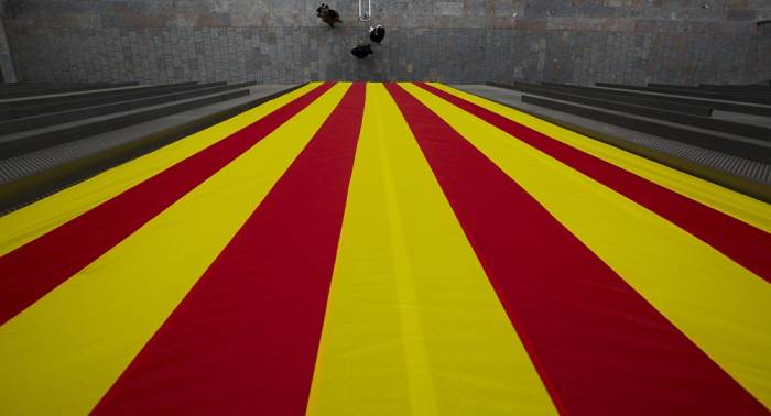 Líder independentista llama a Europa "a no cerrar los ojos ante la cuestión catalana"