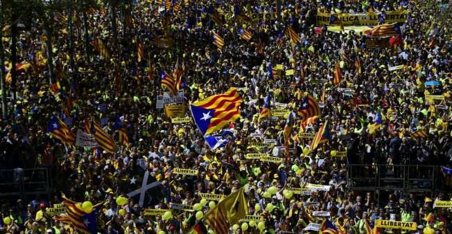 Thousands protest in Barcelona against jailing of pro-Catalonia separatists