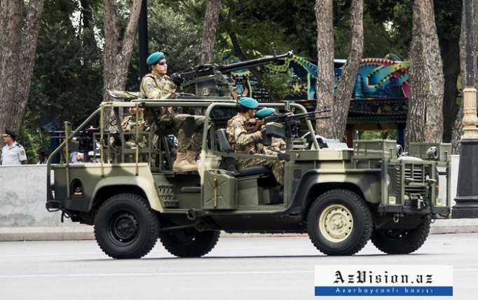 Azerbaiyán demostrará nuevas armas y equipo militar