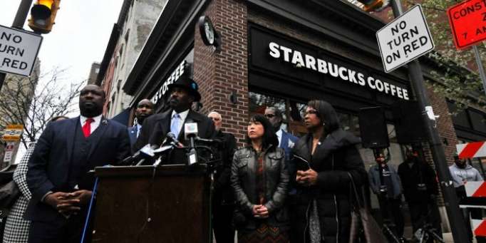 Starbucks cerrará 8 mil cafeterías en EU