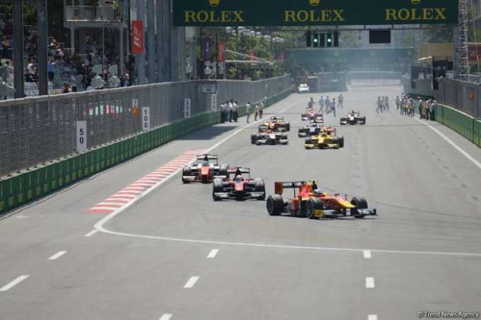 FIA Formula 2 last race kicks off in Baku