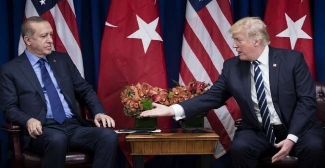 Trump et Erdogan se sont entretenus