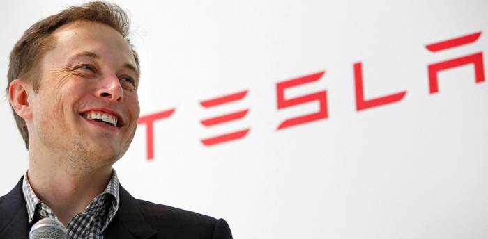 Elon Musk plaisante sur la «banqueroute» de Tesla