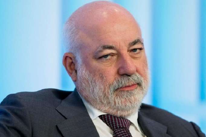 Golpean a firmas suizas sanciones de EE UU a Rusia