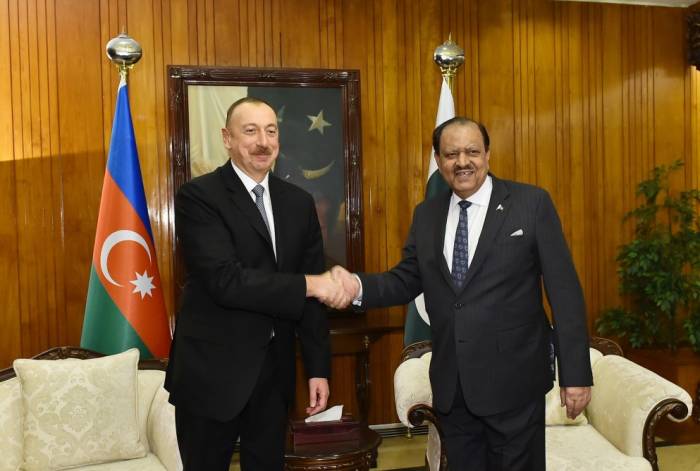 "أذربيجان دولة أخوية" - رئيس باكستان