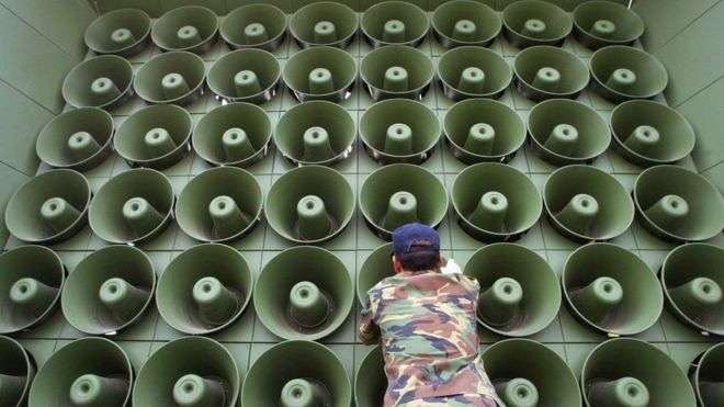 مكبرات الصوت.. سلاح للدعاية على الحدود بين الكوريتين