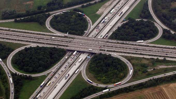 Bund will privaten Autobahnbau fördern